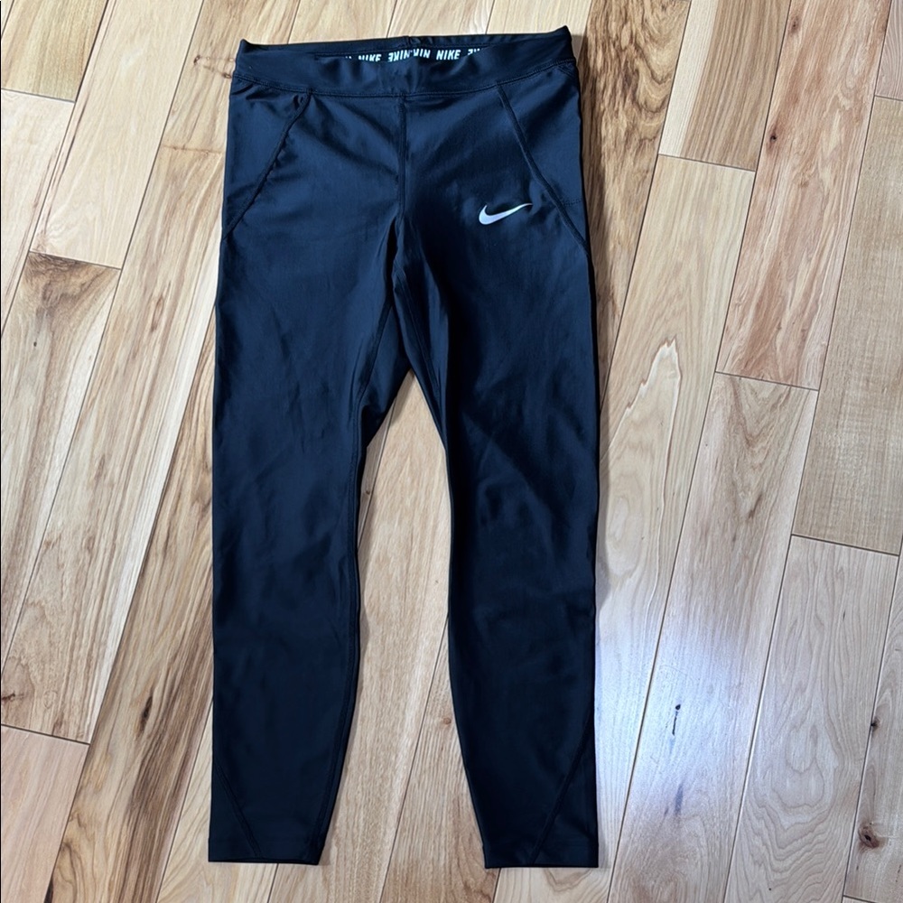 Nike running leggings Medium NWOT